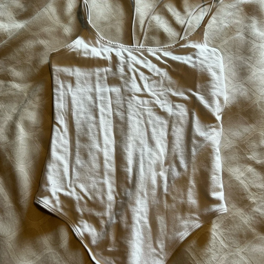 Multiple tops - Picture 13 of 14
